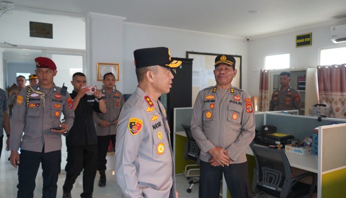Sidak SPKT, Kapolda Sulteng Tekankan Peningkatan Kualitas Pelayanan kepada Masyarakat