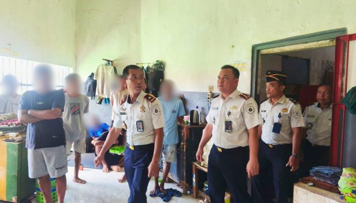 Pastikan Blok Hunian Bersih, Aman, dan Layak Huni, Kakanwil Ditjenpas Sulteng Sidak Blok Hunian  WBP Lapas Ampana