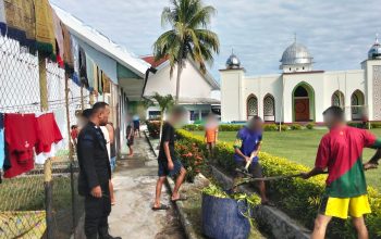 Wujudkan Lingkungan Pemasyarakatan yang Bersih dan Sehat, WBP Lapas Ampana Rutin Laksanakan Aksi Bersih – bersih di Lingkungan Blok Hunian