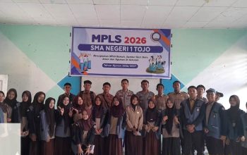 Kapolsek Tojo Jadi Narasumber MPLS, Edukasi Bahaya Penyalahgunaan Narkotika, Psikotropika, dan Zat Adiktif lainnya