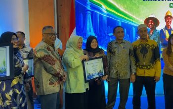 Borong Penghargaan Jamsostek Award, Bukti Komitmen Pemkab Touna dalam Memperluas Perlindungan Pekerja