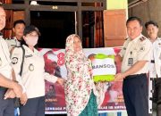 Jelang Hut Ri Ke-81, Lapas Ampana Berbagi Sembako Untuk Warga Sekitar