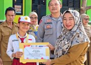 Raih Piala Emas BOTACH 2026, Asih Terima Penghargaan dari Sekolah