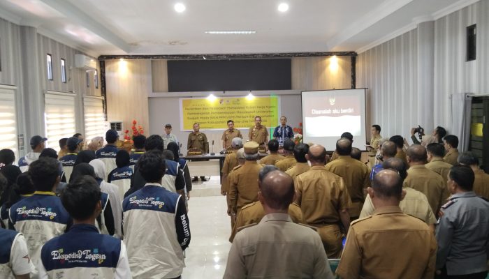 Bupati Ilham Lawidu Lepas KKN PPM Universitas Gadjah Mada Periode II Bertugas di Togean