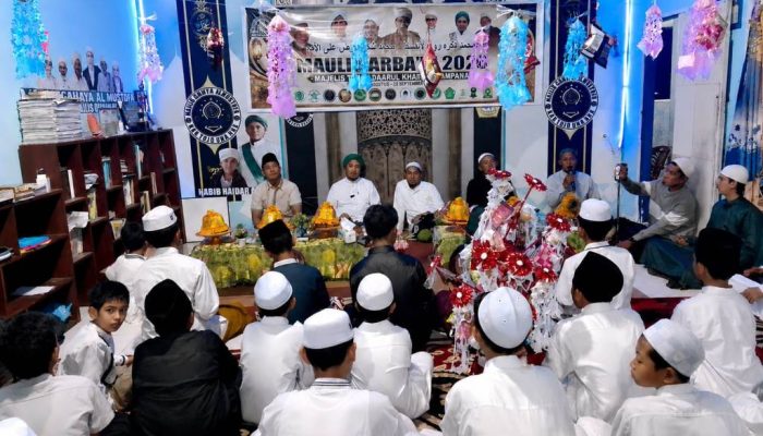 Hadiri Maulid Arba’in, Kapolres Touna Tekankan Pentingnya Akhlak Rasulullah