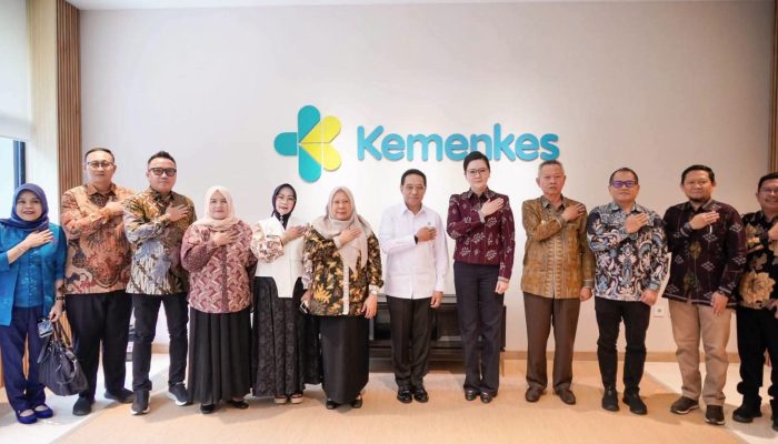 Wabup Touna Surya Bawa Aspirasi Kesehatan Daerah ke Meja Wamenkes RI