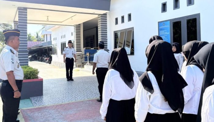 Enam CPNS Lapas Ampana Resmi Diangkat Menjadi PNS, Kalapas Tekankan Integritas dan Profesionalisme