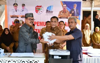 Hampir Dua Dekade Tersimpan, 9.527 Arsip Pemkab Touna Dimusnahkan