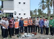 Pemkab Touna Perkuat Dukungan Pelayanan Keagamaan, Bupati Ilham Lawidu Letakkan Batu Pertama Rumah Dinas Kepala Kemenag