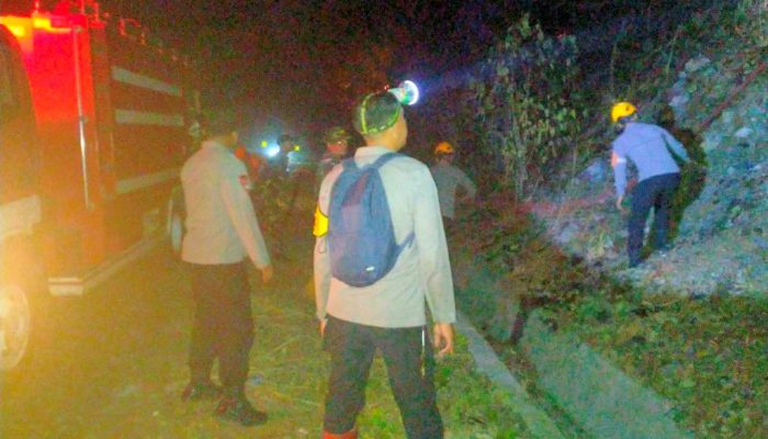 Karhutla di Mafroto, Tim Gabungan Lanjutkan Pemadaman