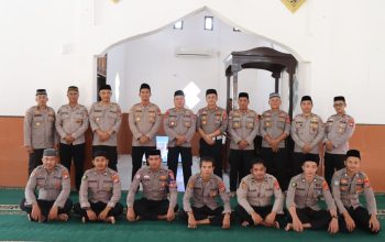 Kapolres Touna Hadiri Binrohtal Kapolri Bersama Gus Baha Secara Daring