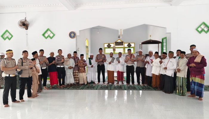 Safari Jumat Keliling, Kapolres Touna Sampaikan Pesan Penting Kamtibmas