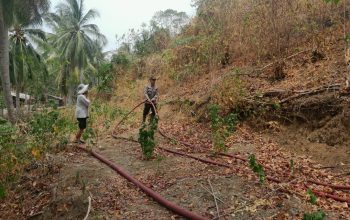 Kebakaran Lahan Dekat Tambak Udang Ulubongka, Kapolsek: Akses Perbukitan Sangat Terjal