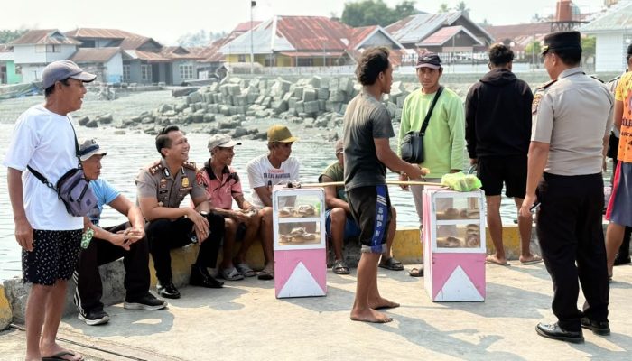Kapolres Touna Pimpin Program PBM Dengarkan Keluhan Warga Pelabuhan Ampana