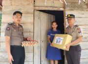 HUT Humas Polri Ke-75, Sihumas Polres Touna Salurkan Bantuan Sembako Di Ampana